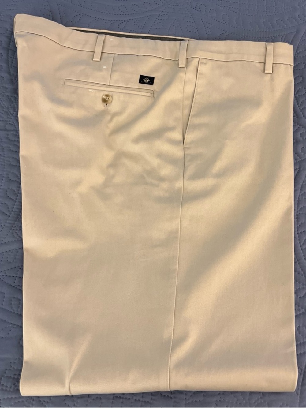 Classic Men's Khaki Dress Pants - Tailored Comfort